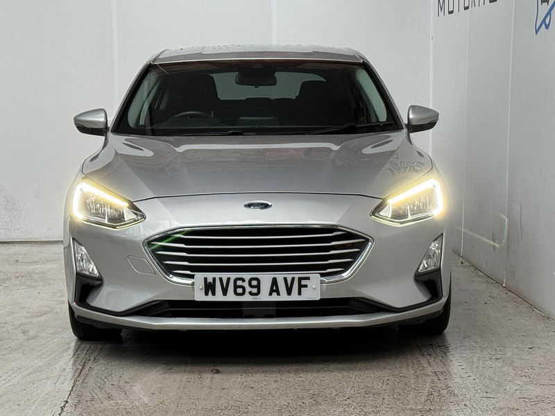 Ford Focus 1.0T EcoBoost Zetec Euro 6 (s/s) 5dr 5dr Manual 2025
