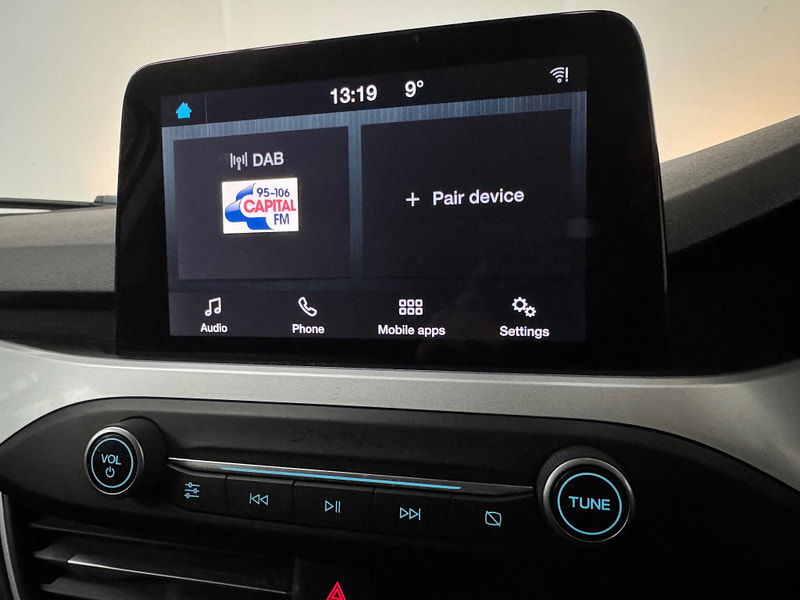 Ford Focus 1.0T EcoBoost Zetec Euro 6 (s/s) 5dr 5dr Manual 2025