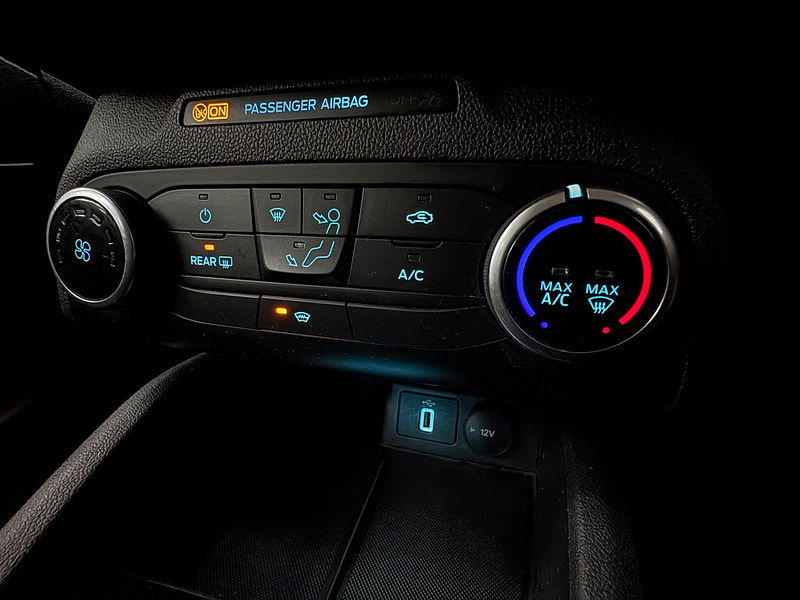 Ford Focus 1.0T EcoBoost Zetec Euro 6 (s/s) 5dr 5dr Manual 2025