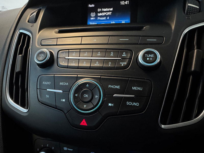 Ford Focus 1.0T EcoBoost Zetec S Euro 6 (s/s) 5dr 5dr Manual 2025