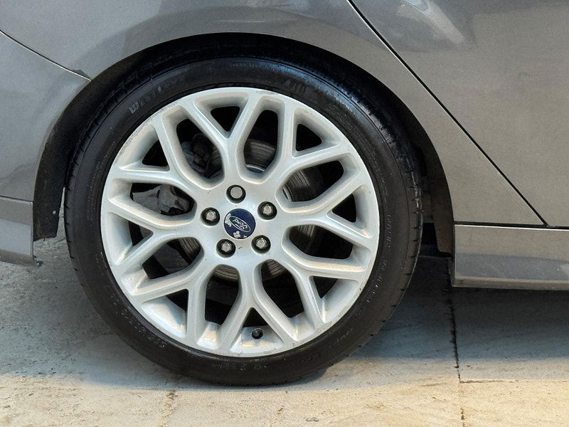 Ford Focus 1.0T EcoBoost Zetec S Euro 6 (s/s) 5dr 5dr Manual 2025