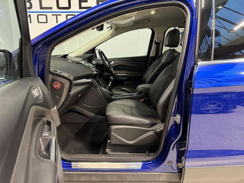 Ford Kuga 2.0 TDCi Titanium AWD Euro 5 5dr 5dr Manual 2025