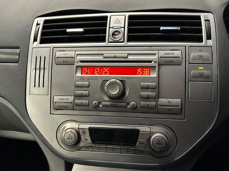 Ford Kuga 2.0 TDCi Zetec 2WD Euro 5 5dr 5dr Manual 2025