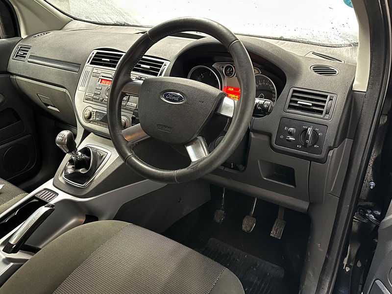 Ford Kuga 2.0 TDCi Zetec 2WD Euro 5 5dr 5dr Manual 2025