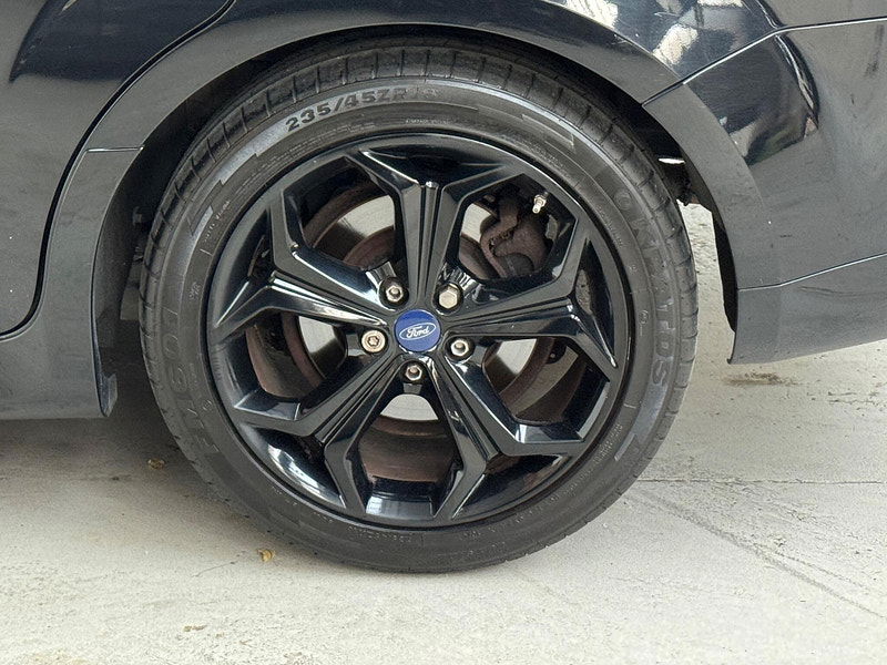 Ford S-Max 2.2 TDCi Titanium X Sport Auto Euro 5 5dr 5dr Automatic 2025