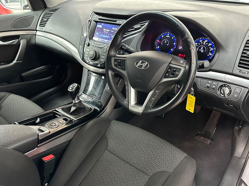 Hyundai I40 1.7 CRDi Style Euro 5 4dr 4dr Manual 2025