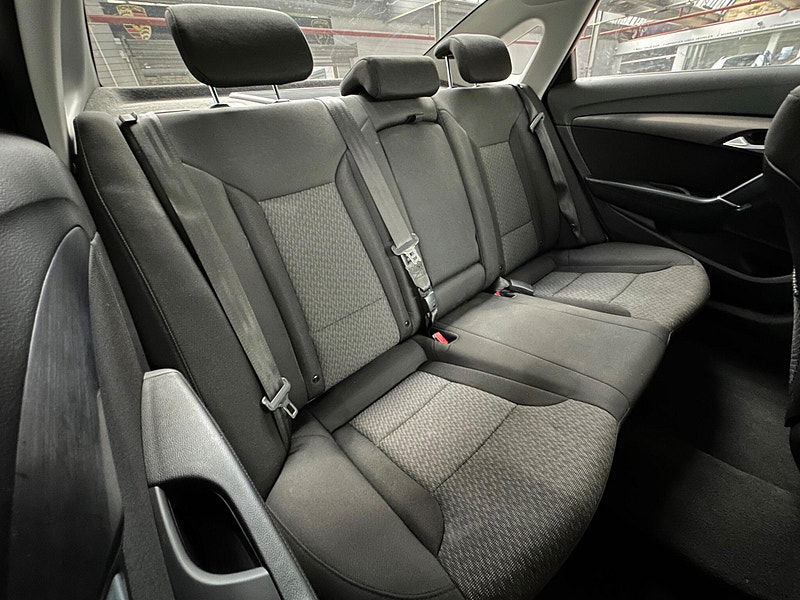 Hyundai I40 1.7 CRDi Style Euro 5 4dr 4dr Manual 2025