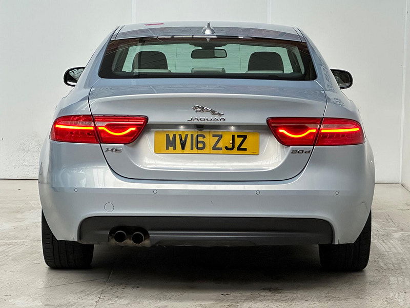 Jaguar XE 2.0d Portfolio Auto Euro 6 (s/s) 4dr 4dr Automatic 2025