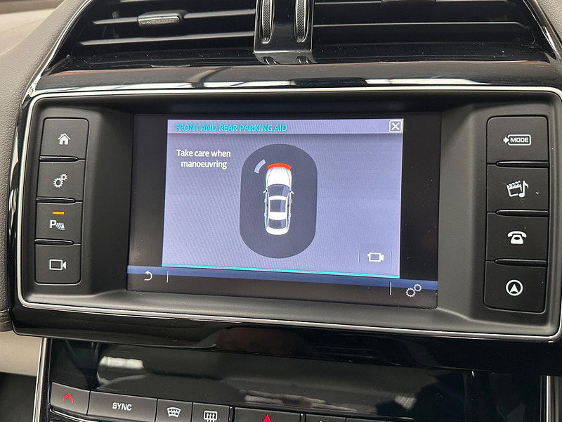 Jaguar XE 2.0d Portfolio Auto Euro 6 (s/s) 4dr 4dr Automatic 2025