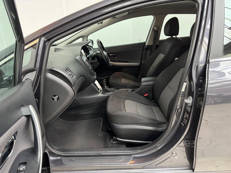 Kia Ceed 1.6 CRDi 2 DCT Euro 6 (s/s) 5dr 5dr Automatic 2026