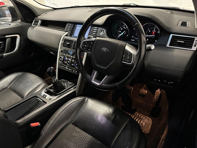 Land Rover Discovery Sport 2.0 TD4 SE Tech 4WD Euro 6 (s/s) 5dr 5dr Manual 2026