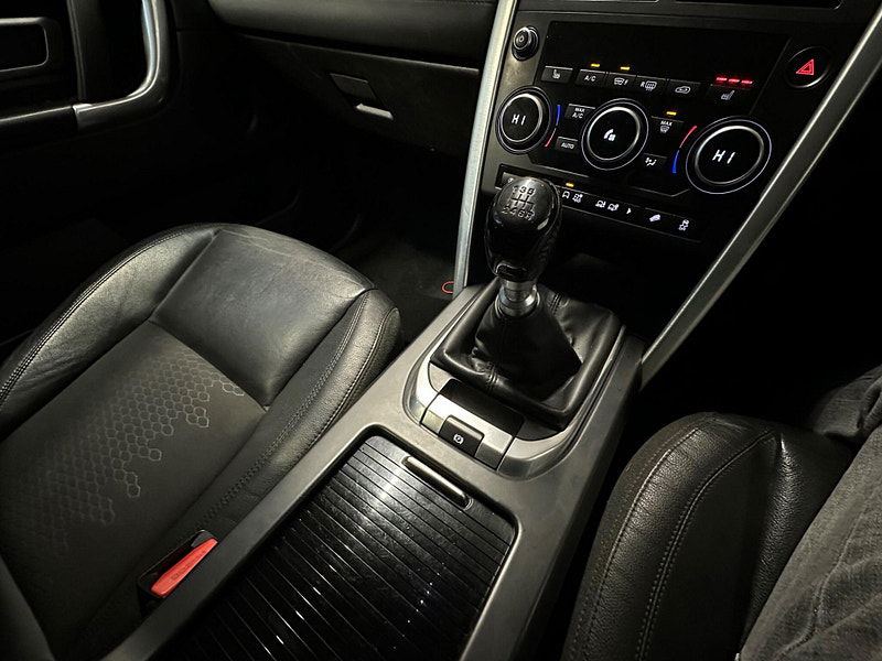 Land Rover Discovery Sport 2.0 TD4 SE Tech 4WD Euro 6 (s/s) 5dr 5dr Manual 2026