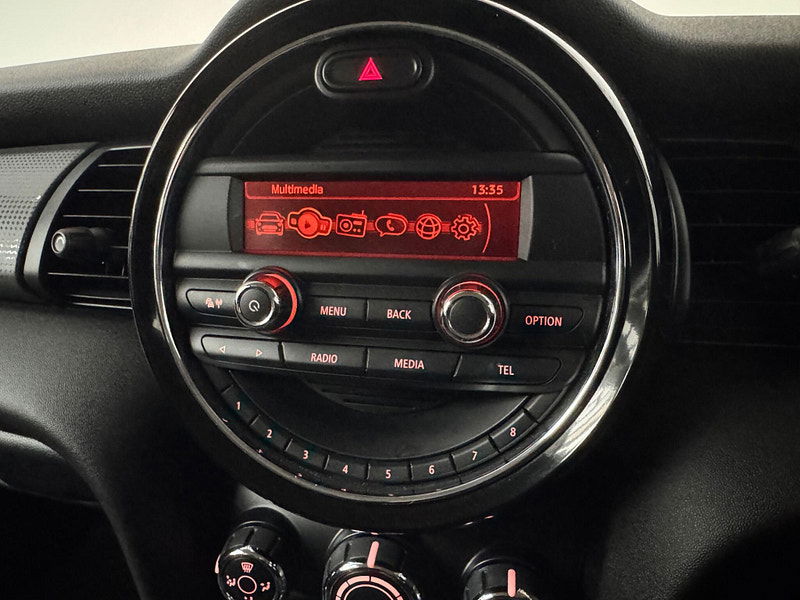 MINI Hatch 1.5 Cooper D Euro 6 (s/s) 3dr 3dr Manual 2026