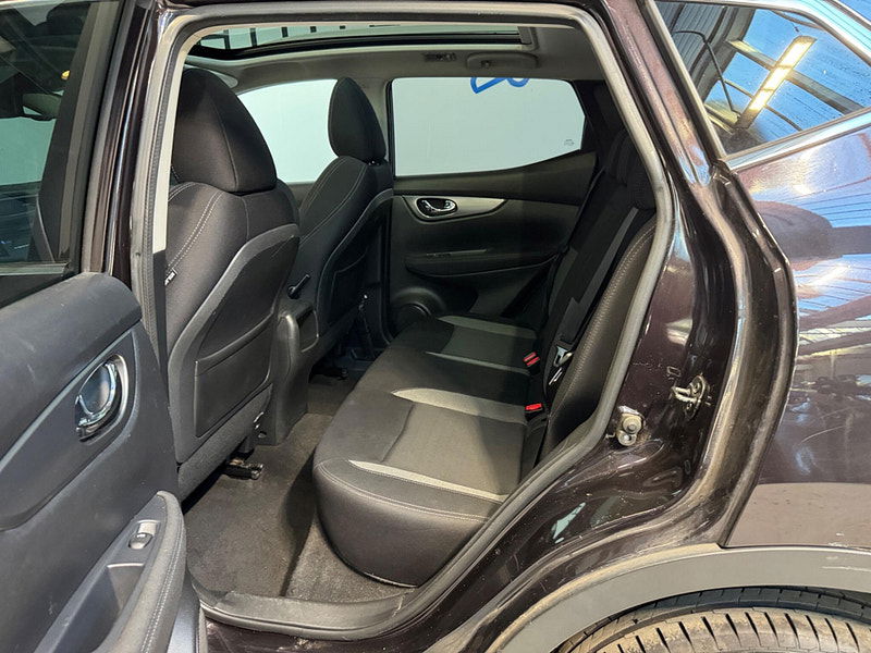 Nissan Qashqai 1.2 DIG-T N-Connecta Euro 6 (s/s) 5dr 5dr Manual 2026