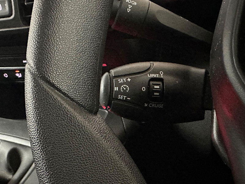 Peugeot Partner 1.6 BlueHDi 950 Professional Long Panel Van LWB Euro 6 (s/s) 6dr 6dr Manual 2025