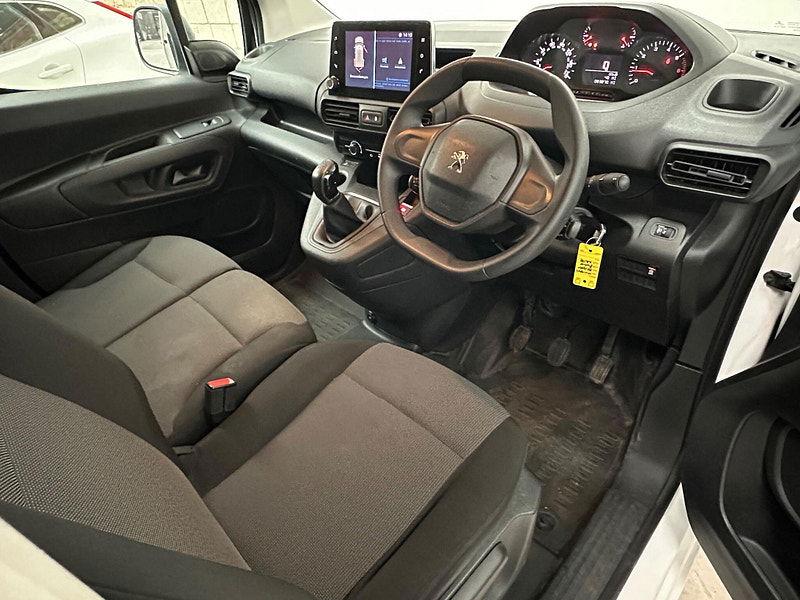 Peugeot Partner 1.6 BlueHDi 950 Professional Long Panel Van LWB Euro 6 (s/s) 6dr 6dr Manual 2025