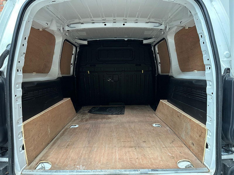 Peugeot Partner 1.6 BlueHDi 950 Professional Long Panel Van LWB Euro 6 (s/s) 6dr 6dr Manual 2025