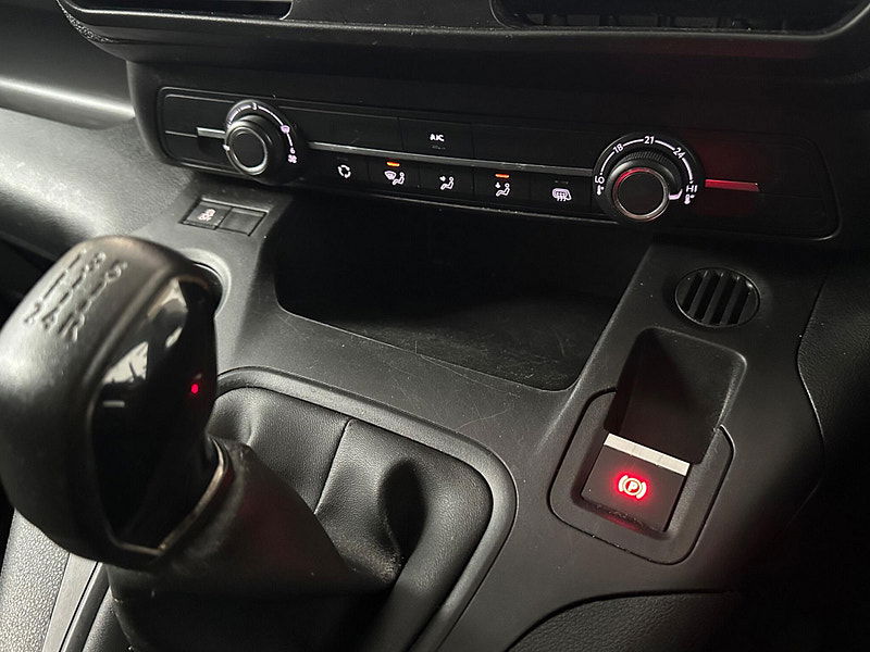 Peugeot Partner 1.6 BlueHDi 950 Professional Long Panel Van LWB Euro 6 (s/s) 6dr 6dr Manual 2025