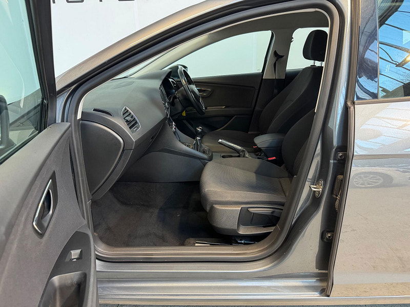 Seat Leon 1.2 TSI SE Euro 6 (s/s) 5dr 5dr Manual 2025