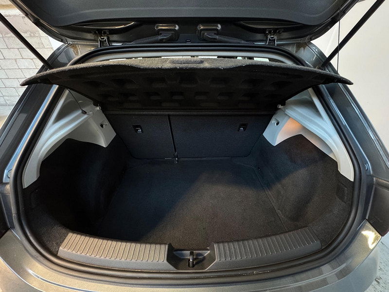 Seat Leon 1.2 TSI SE Euro 6 (s/s) 5dr 5dr Manual 2025