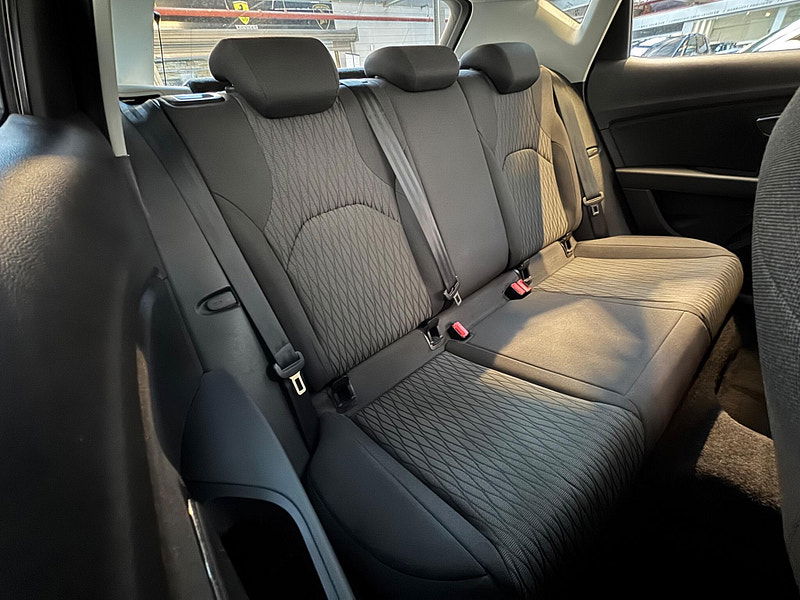 Seat Leon 1.2 TSI SE Euro 6 (s/s) 5dr 5dr Manual 2025