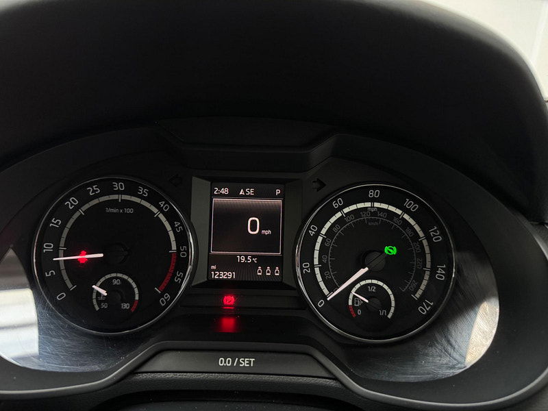 Skoda Octavia 2.0 TDI vRS DSG Euro 5 (s/s) 5dr 5dr Automatic 2025