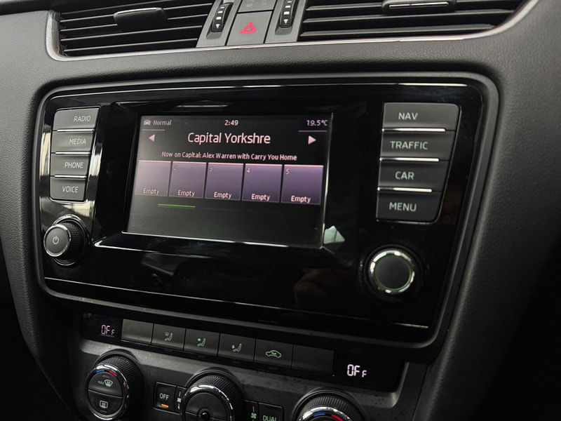 Skoda Octavia 2.0 TDI vRS DSG Euro 5 (s/s) 5dr 5dr Automatic 2025