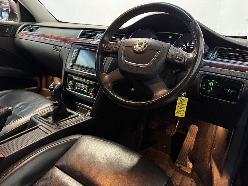 Skoda Superb 1.8 TSI Elegance Euro 5 5dr 5dr Manual 2025