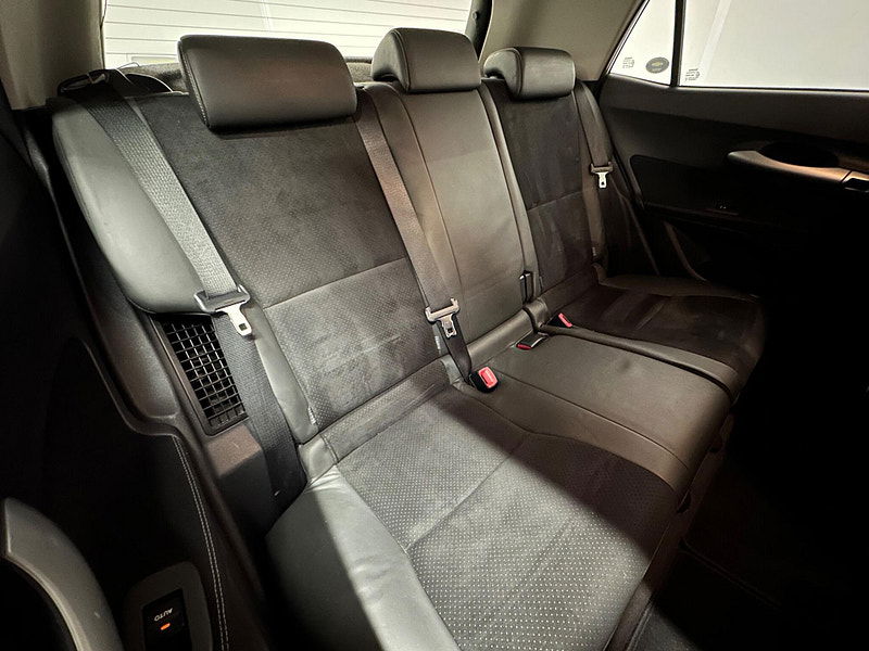 Toyota Auris 1.8 VVT-h T Spirit CVT Euro 5 (s/s) 5dr 5dr Automatic 2025