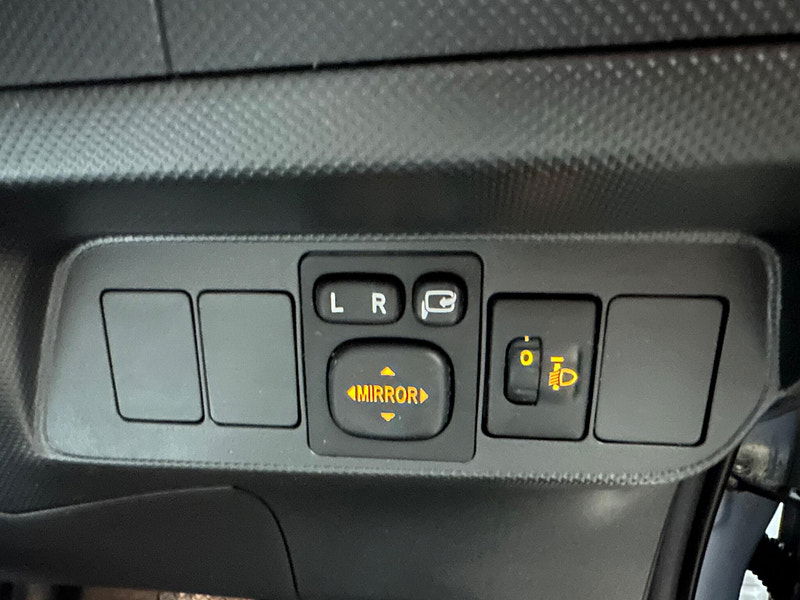 Toyota Auris 1.8 VVT-h T Spirit CVT Euro 5 (s/s) 5dr 5dr Automatic 2025