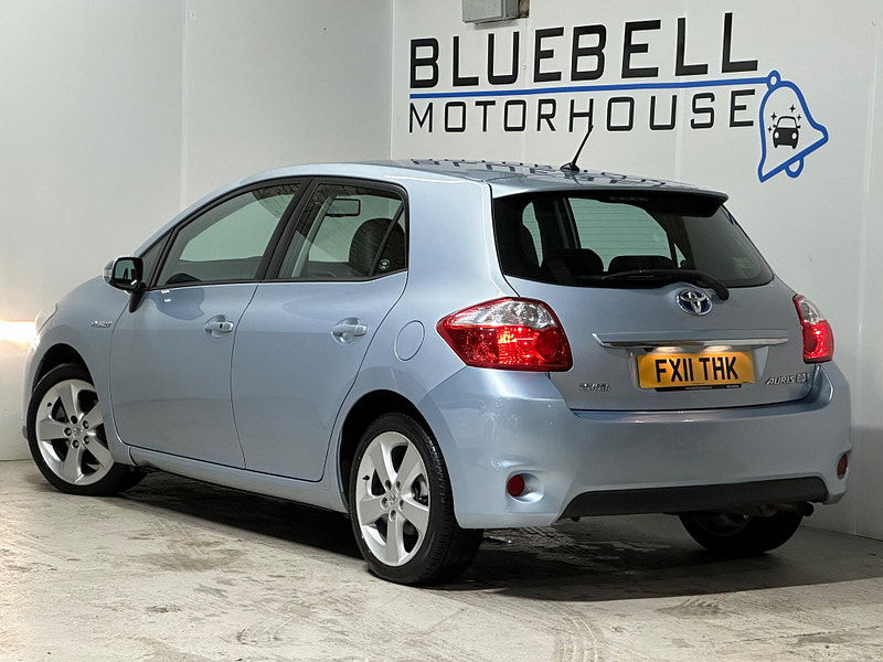 Toyota Auris 1.8 VVT-h T Spirit CVT Euro 5 (s/s) 5dr 5dr Automatic 2025