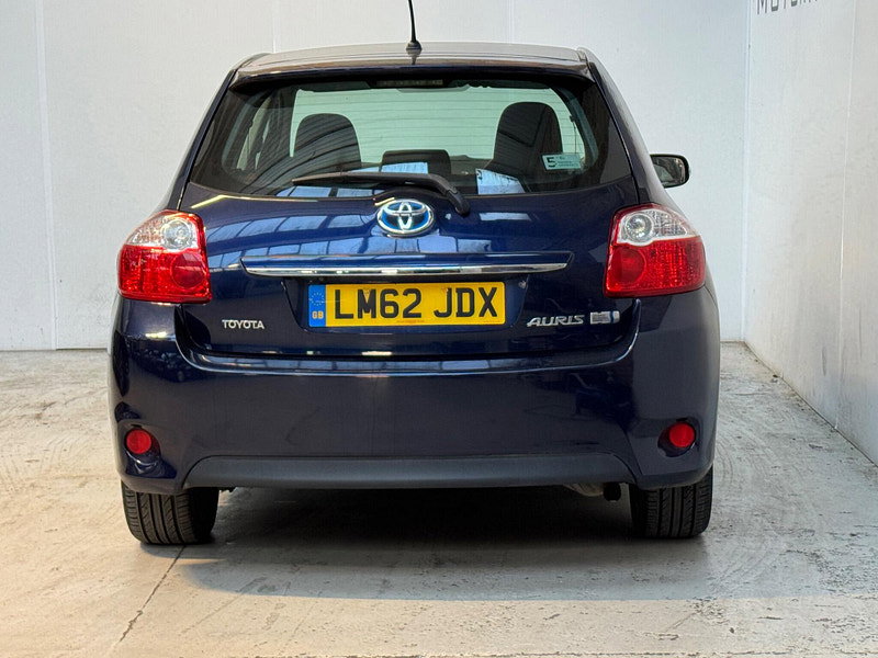 Toyota Auris 1.8 VVT-h T4 CVT Euro 5 (s/s) 5dr 5dr Automatic 2026