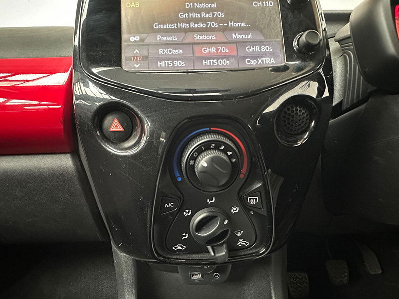 Toyota Aygo 1.0 VVT-i x-pression Euro 5 5dr Euro 5 5dr Manual 2026