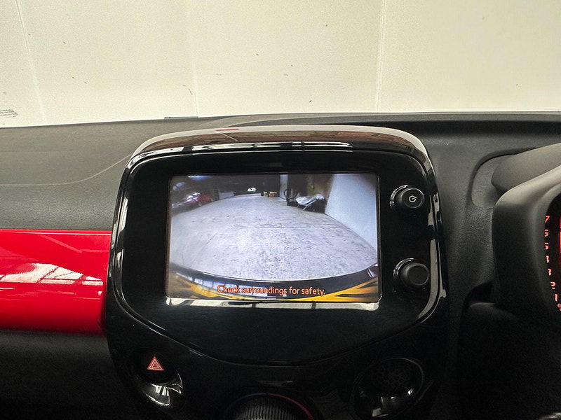 Toyota Aygo 1.0 VVT-i x-pression Euro 5 5dr Euro 5 5dr Manual 2026