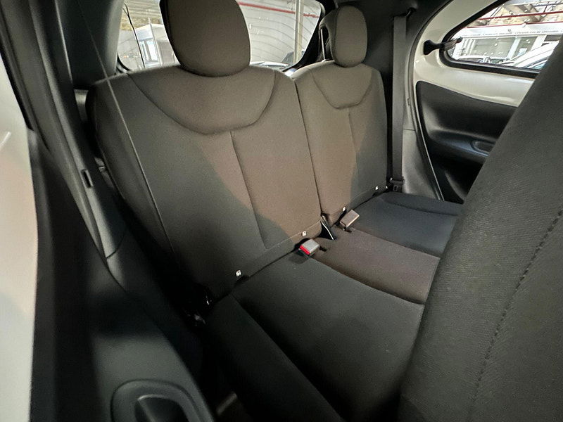 Toyota Aygo x 1.0 VVT-i Edge Euro 6 (s/s) 5dr 5dr Manual 2025