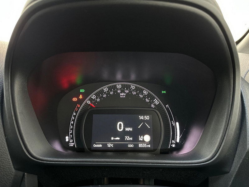 Toyota Aygo x 1.0 VVT-i Edge Euro 6 (s/s) 5dr 5dr Manual 2025