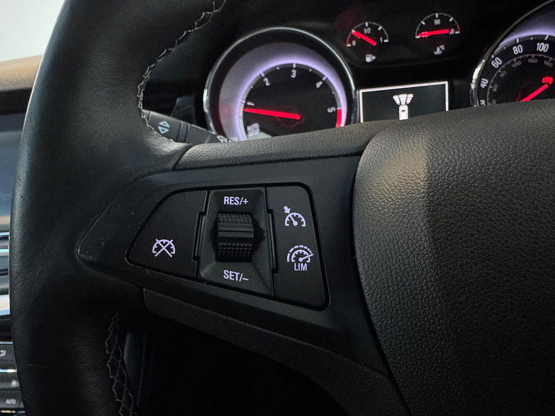 Vauxhall Astra 1.6 CDTi BlueInjection Elite Euro 6 (s/s) 5dr 5dr Manual 2025
