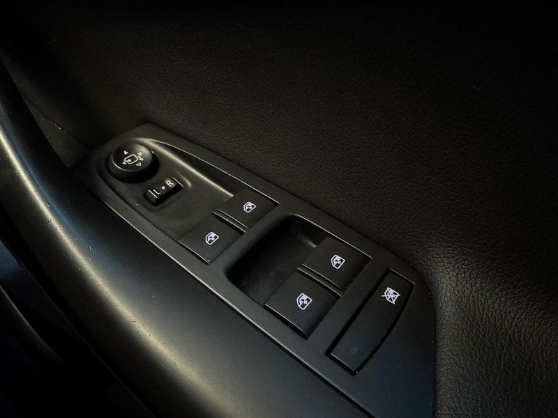 Vauxhall Astra 1.6 CDTi BlueInjection Elite Euro 6 (s/s) 5dr 5dr Manual 2025