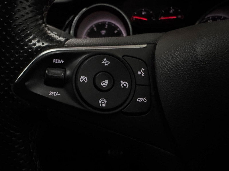 Vauxhall Insignia 2.0 Turbo D BlueInjection SRi VX Line Nav Grand Sport Euro 6 (s/s) 5dr 5dr Manual 2025