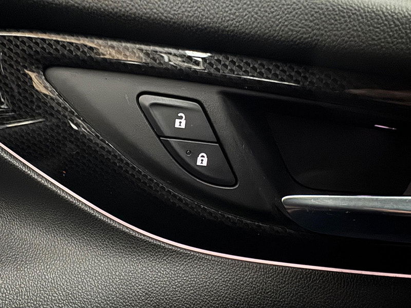 Vauxhall Insignia 2.0 Turbo D BlueInjection SRi VX Line Nav Grand Sport Euro 6 (s/s) 5dr 5dr Manual 2025