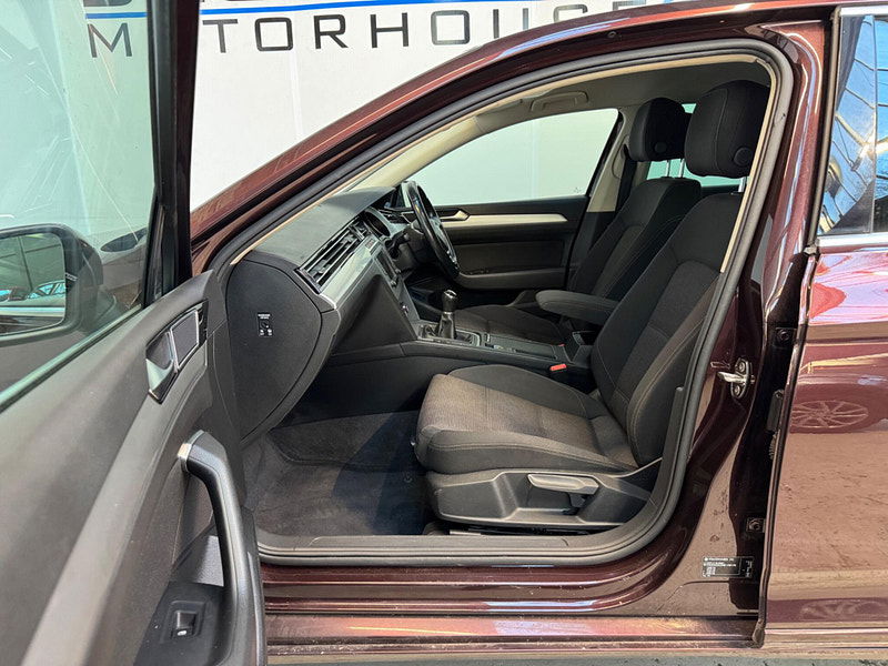 Volkswagen Passat 1.6 TDI BlueMotion Tech SE Business Euro 6 (s/s) 4dr 4dr Manual 2026