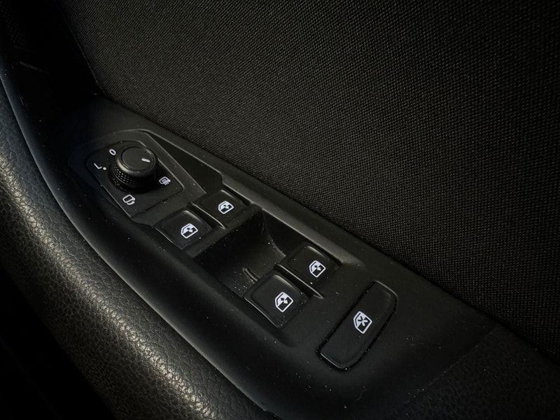 Volkswagen Passat 1.6 TDI BlueMotion Tech SE Business Euro 6 (s/s) 4dr 4dr Manual 2026