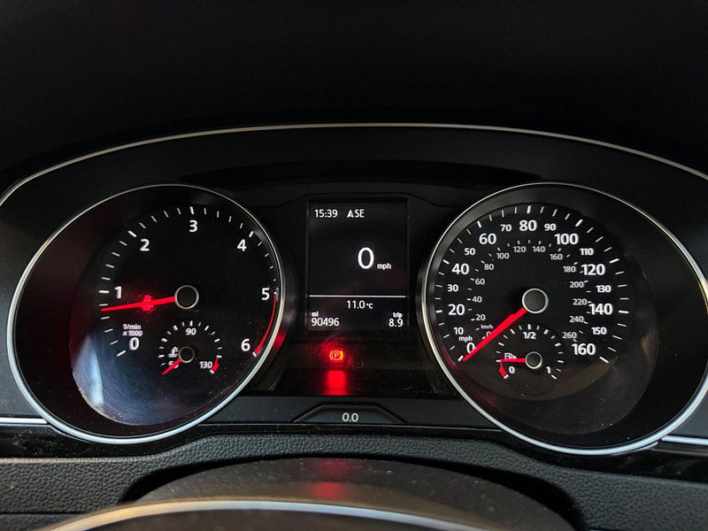 Volkswagen Passat 1.6 TDI BlueMotion Tech SE Business Euro 6 (s/s) 4dr 4dr Manual 2026