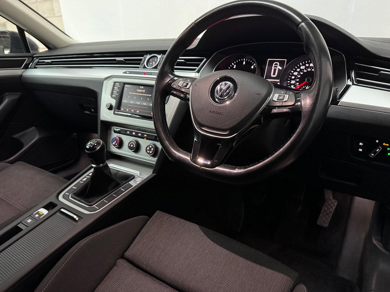 Volkswagen Passat 2.0 TDI BlueMotion Tech SE Business Euro 6 (s/s) 5dr 5dr Manual 2026