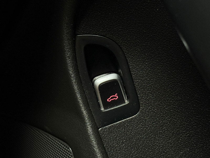 Audi A4 2.0 TDI S line Multitronic Euro 5 (s/s) 4dr 4dr Automatic 2025