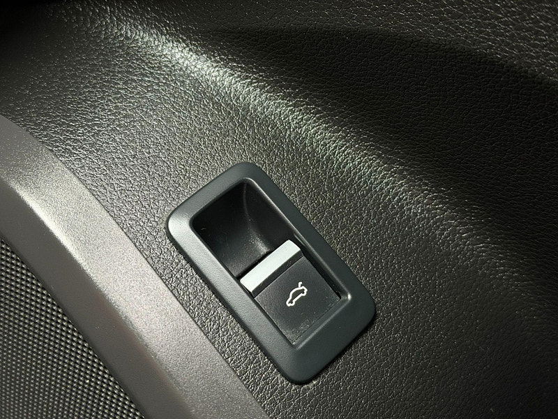 Audi Q5 2.0 TDI S line S Tronic quattro Euro 6 (s/s) 5dr 5dr Automatic 2025