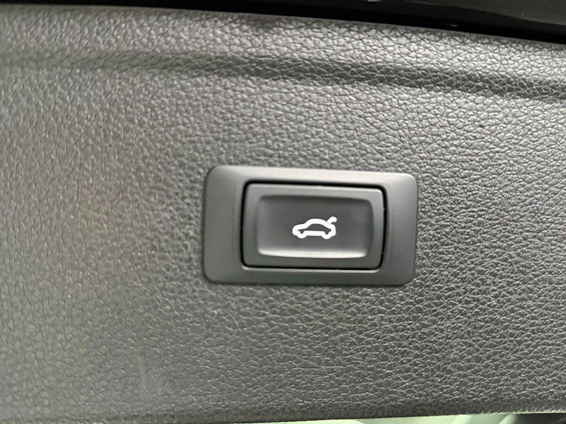 Audi Q5 2.0 TDI S line S Tronic quattro Euro 6 (s/s) 5dr 5dr Automatic 2025