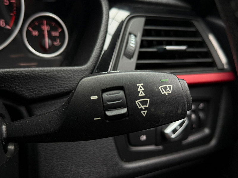 BMW 3 Series 2.0 320d Sport Auto xDrive Euro 5 (s/s) 4dr 4dr Automatic 2025