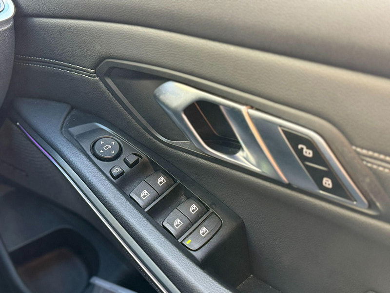 BMW 3 Series 3.0 M340i Auto xDrive Euro 6 (s/s) 4dr 4dr Automatic 2025