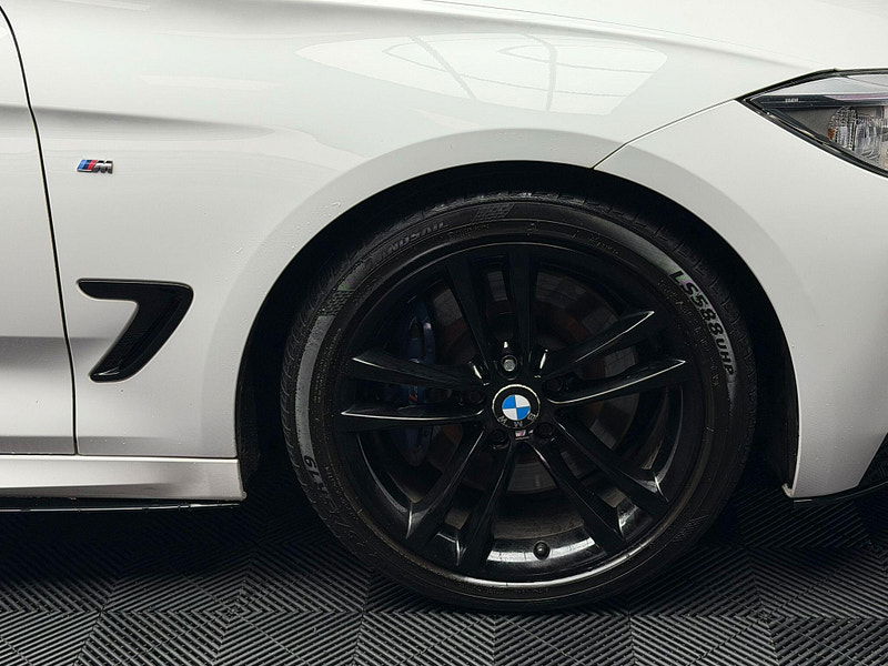 BMW 3 Series Gran Turismo 3.0 330d M Sport GT Auto Euro 6 (s/s) 5dr 5dr Automatic 2026